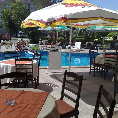 فندق Blue Sky 3*